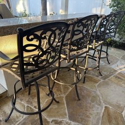 Must Sell! Four Swivel Rod Iron Bar Stools! Great Condition 