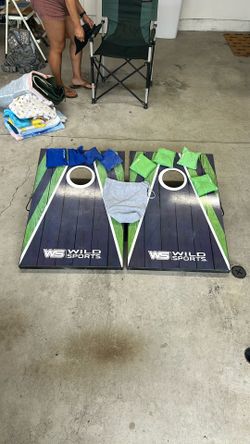 Corn hole set
