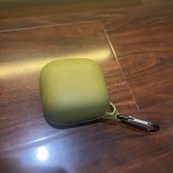 Free Power Beats Pro Case ( No Buds)