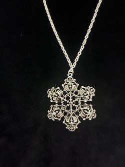 Silver Filigree Snowflake Pendant Necklace