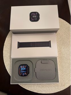 Apple Watch Ultra 3  49mm  Black titanium ￼