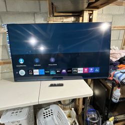 Samsung 60” Crystal UHD 4K Smart TV