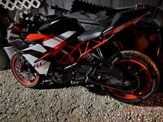 KTM RC 390 Sport Motorcycle