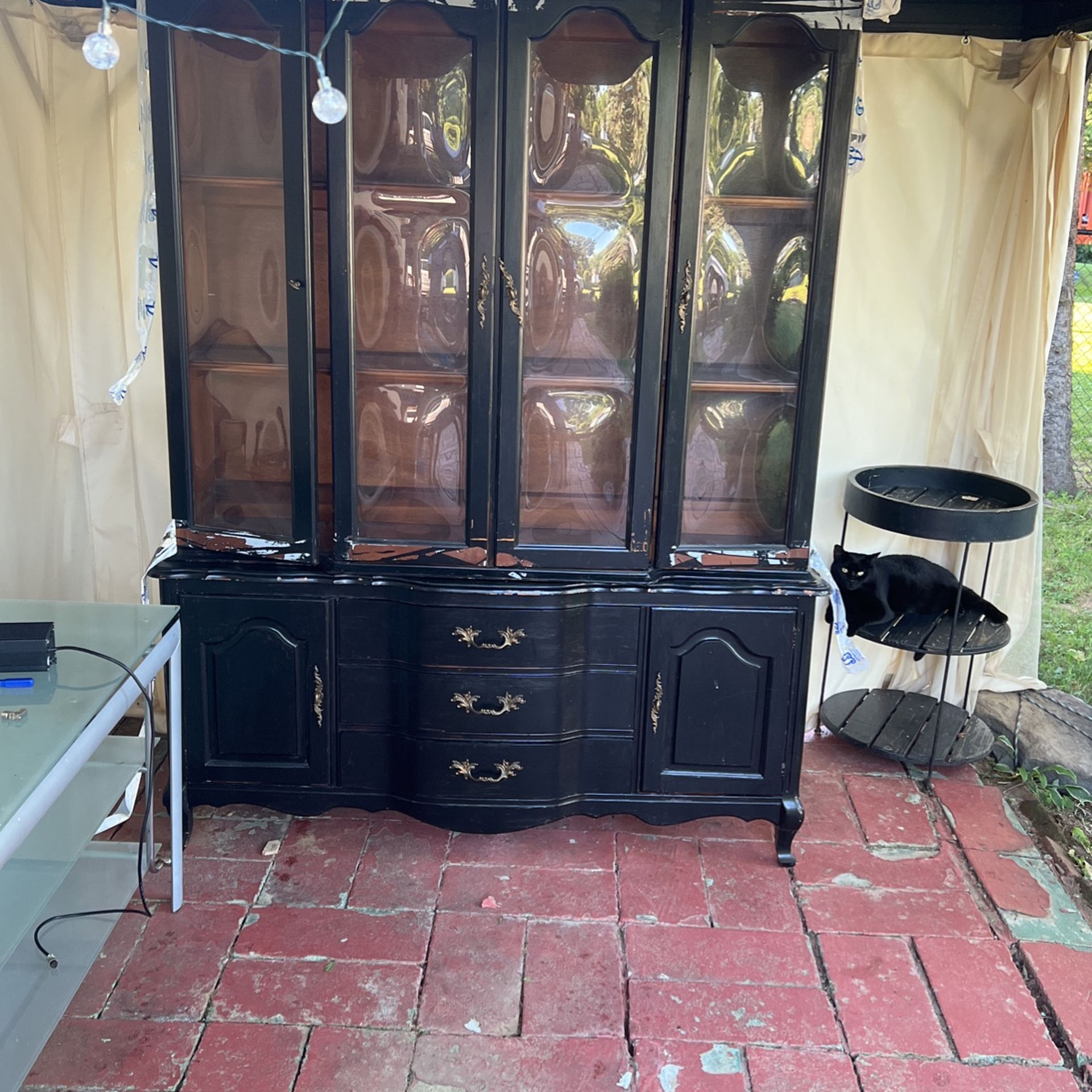 Dining Furniture Shelf