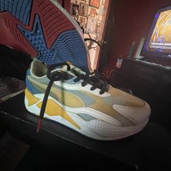 Sonic Pumas Size 8 
