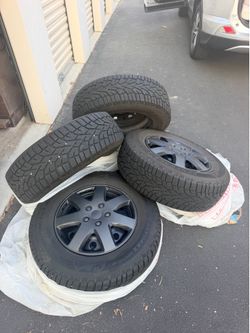 LIKE NEW Winter Tires + Wheels – Under 1,000 Miles – General Altimax Arctic 12 – 225/70R16
