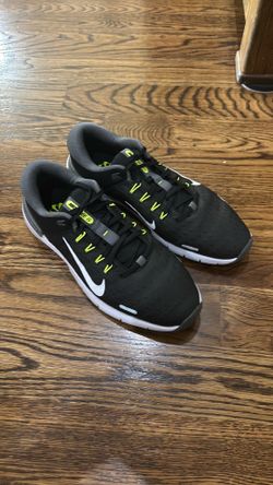 Nike Golf Shoes Black Size 10 - Worn Once