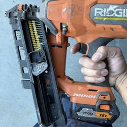RIDGID 18V Brushless Cordless 21° 3-1/2 in