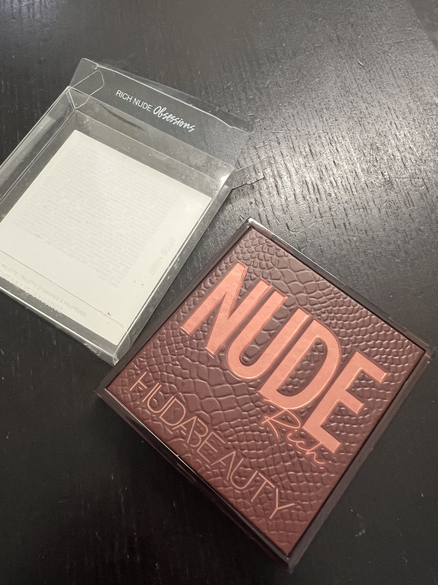 Huda Beauty Nude Rich Eyeshadow palette $25