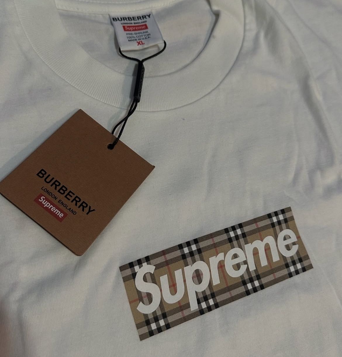 burberry supreme white tee