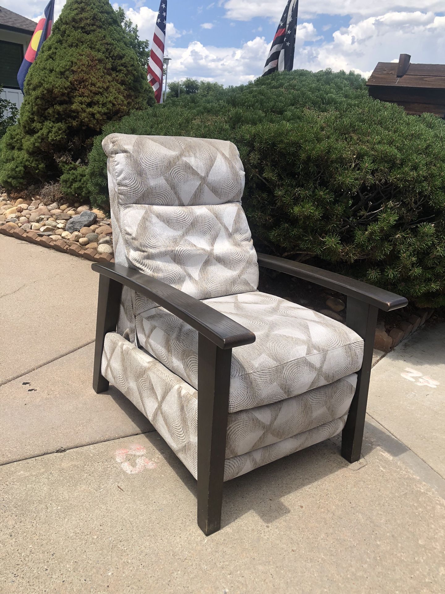 La Z Boy Recliner Chair