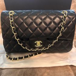 Chanel Crossbody Handbag Black