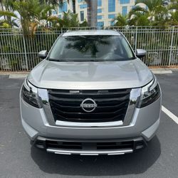2025 Nissan Pathfinder