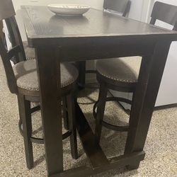 Brown Dining Set 