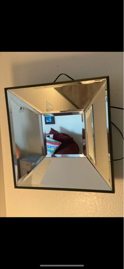 Authentic Z Gallerie Designer Mirror_ name your price!