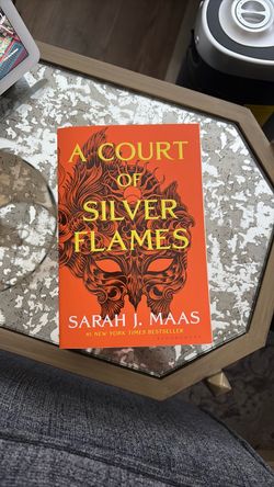 A Court of Silver Flames book