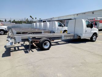2012 Ford E-450