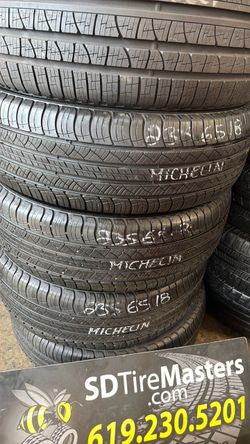 4 Michelin tires (235-65-18)