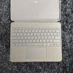 iPad Magic Keyboard 