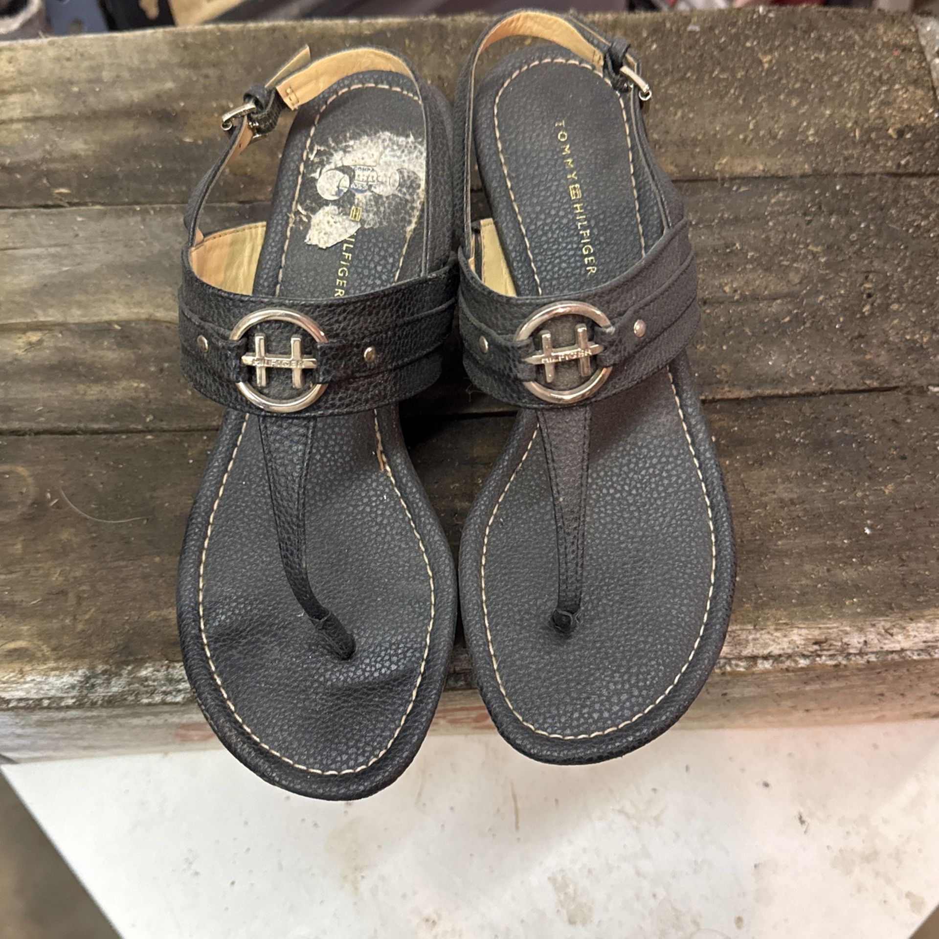 Tommy Hilfiger Black Wedges Size 7m