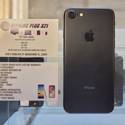 Unlocked Black iPhone 7 32gb (We Offer 90 Day Same As Cash Financing)