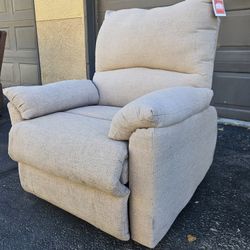 LIKE NEW CREAM ROCKER RECLINER CHAIR