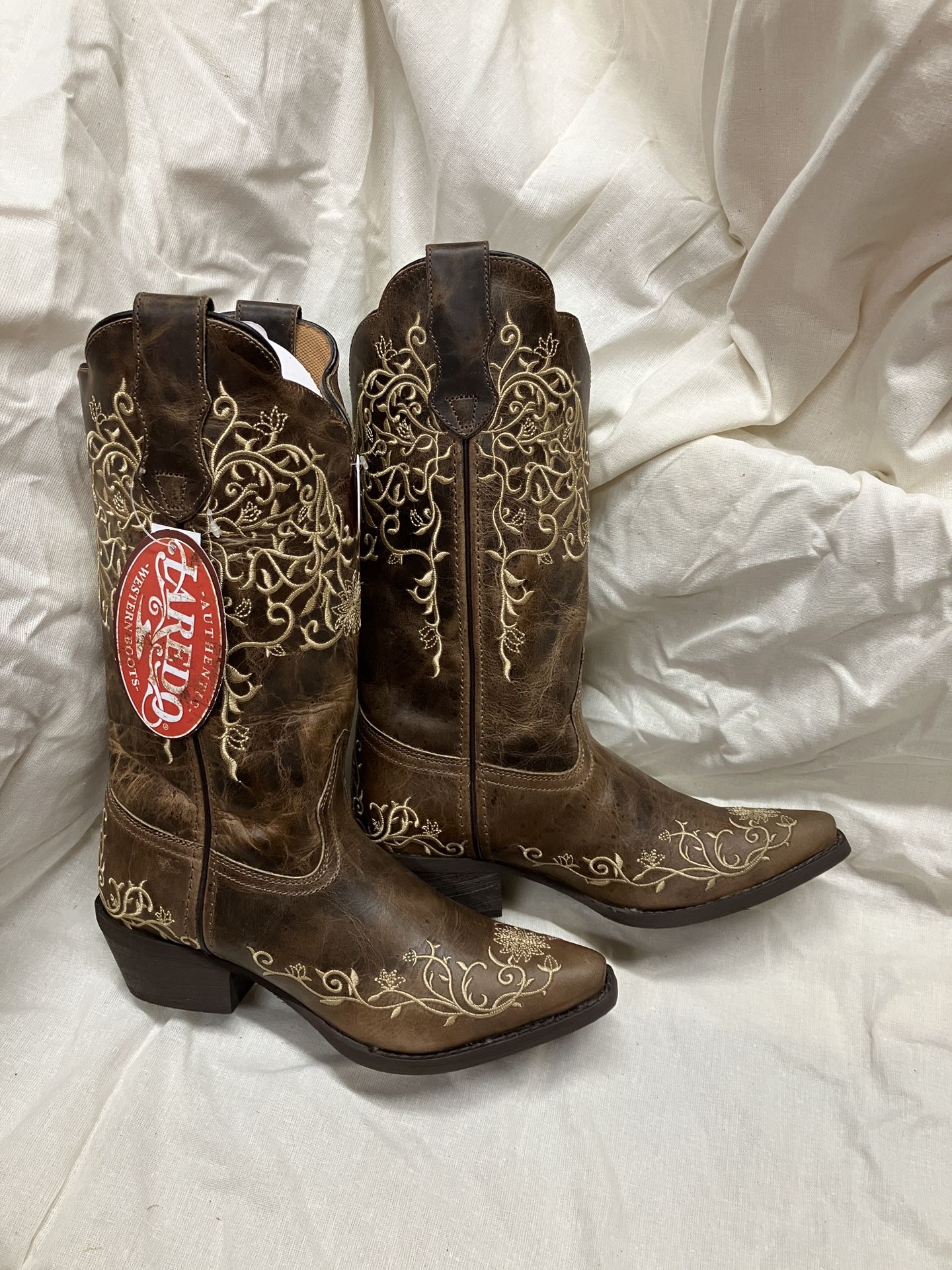 Brand New Women’s Laredo Boots, Jasmine Embroidery