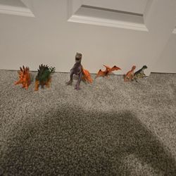 7 Flexible Plastic Material Dinosaurs