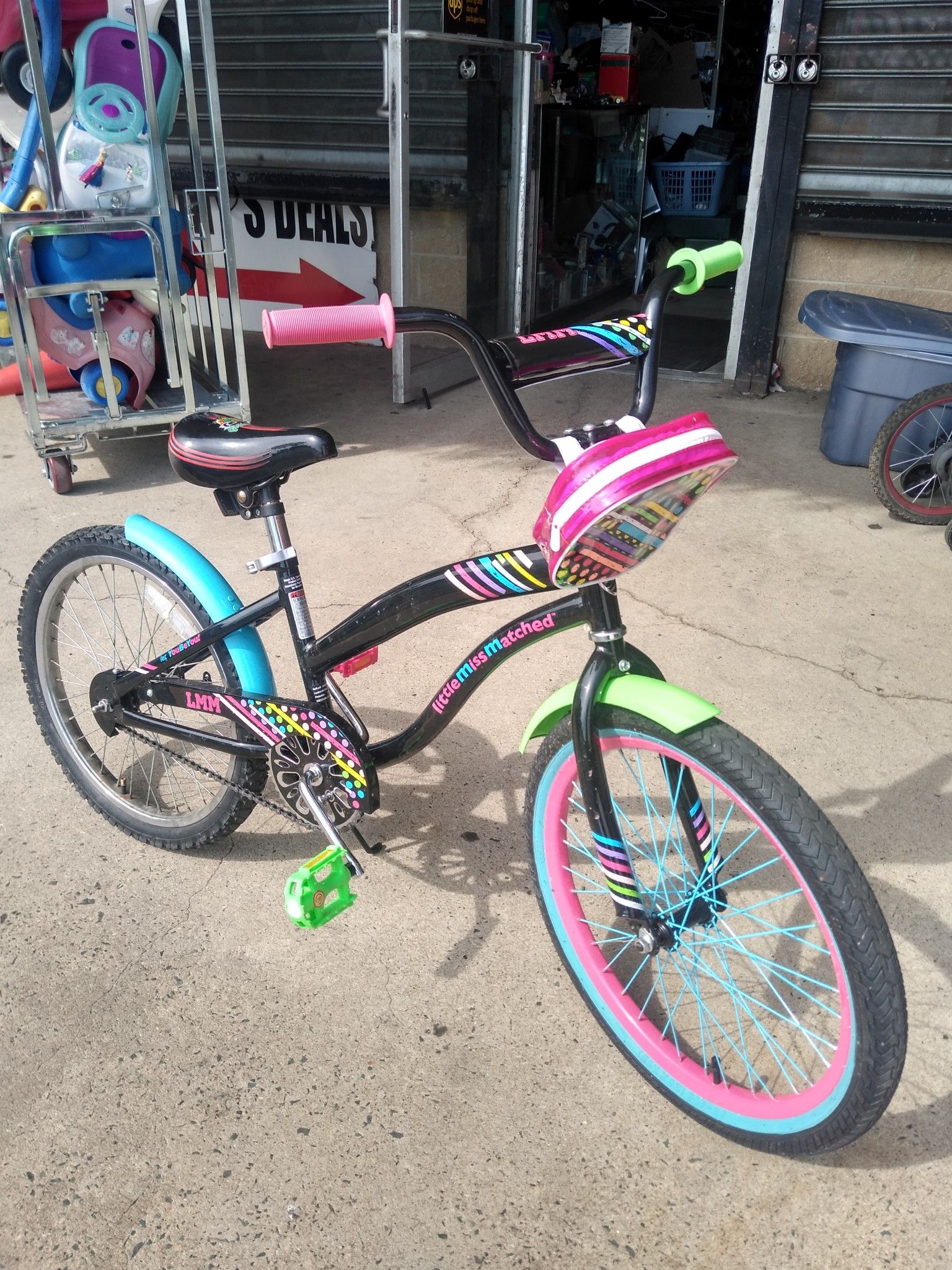 Girls 20 inch bike littlemiss matched