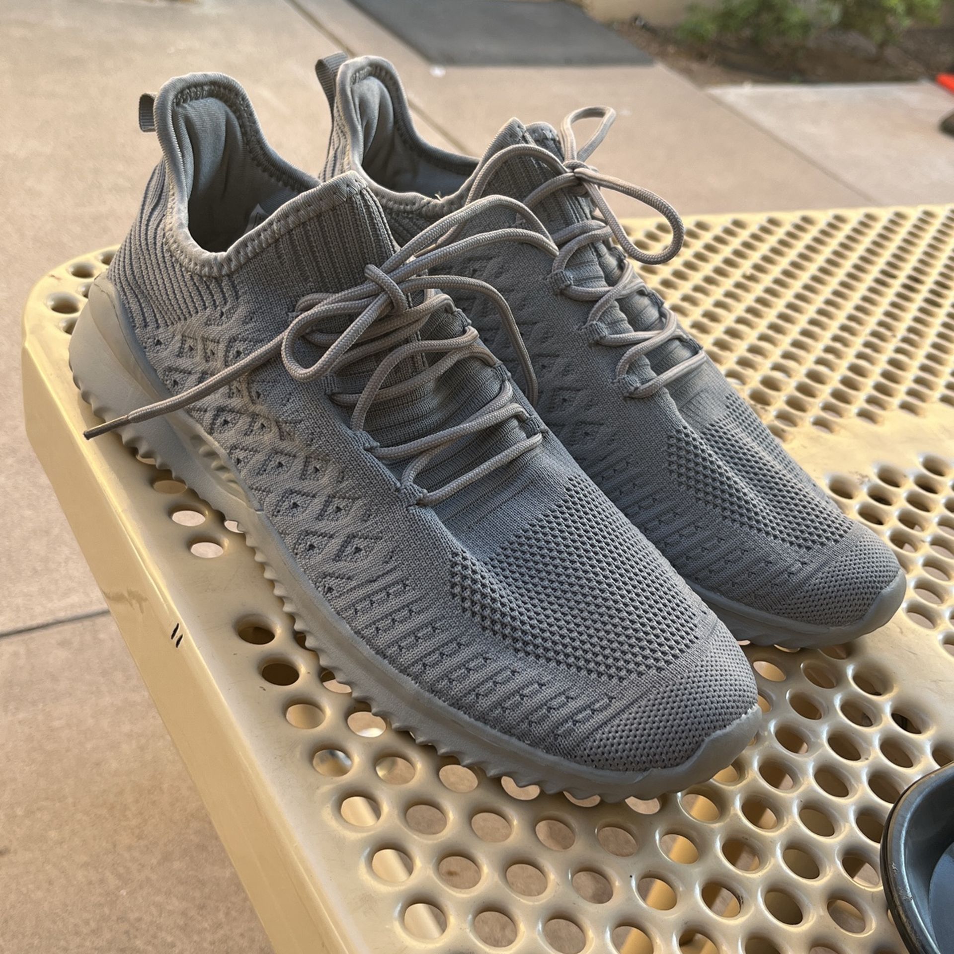 Gray Free Runners
