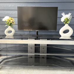 Modern Glass TV Stand – Fits up to 65” TVs – Excellent Condition