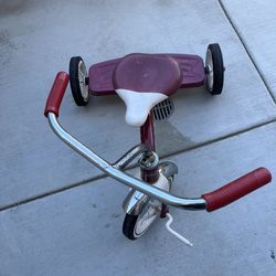 Tricycle radio flyer