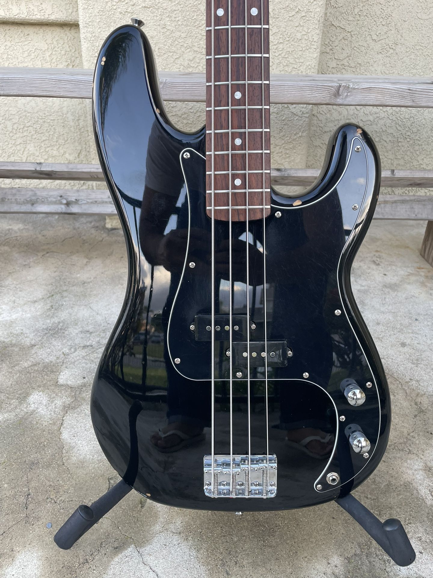 Like New Fender Squier P Bass For Sale