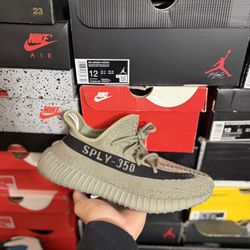 Adidas Yeezy 350 Granite size 9 VNDS 