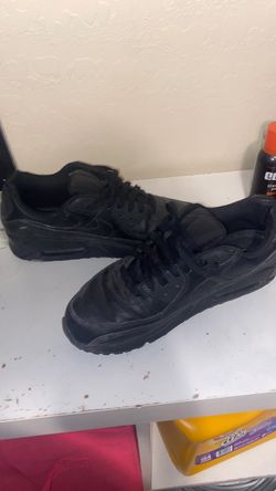Shoes 9’ and 8.5’