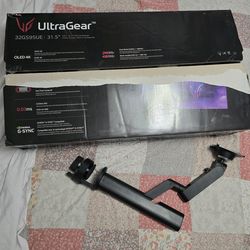32gs95ue UltraGear LG monitor + arm!
