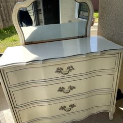 3 Piece Set Nightstand/Dresser/Mirror Quality Durable Perfect For Any Room Or Ready To Be Revamped. Make Me A Reasonable Offer! Still Available
