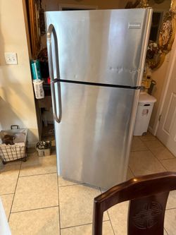 Refrigerator good conditions