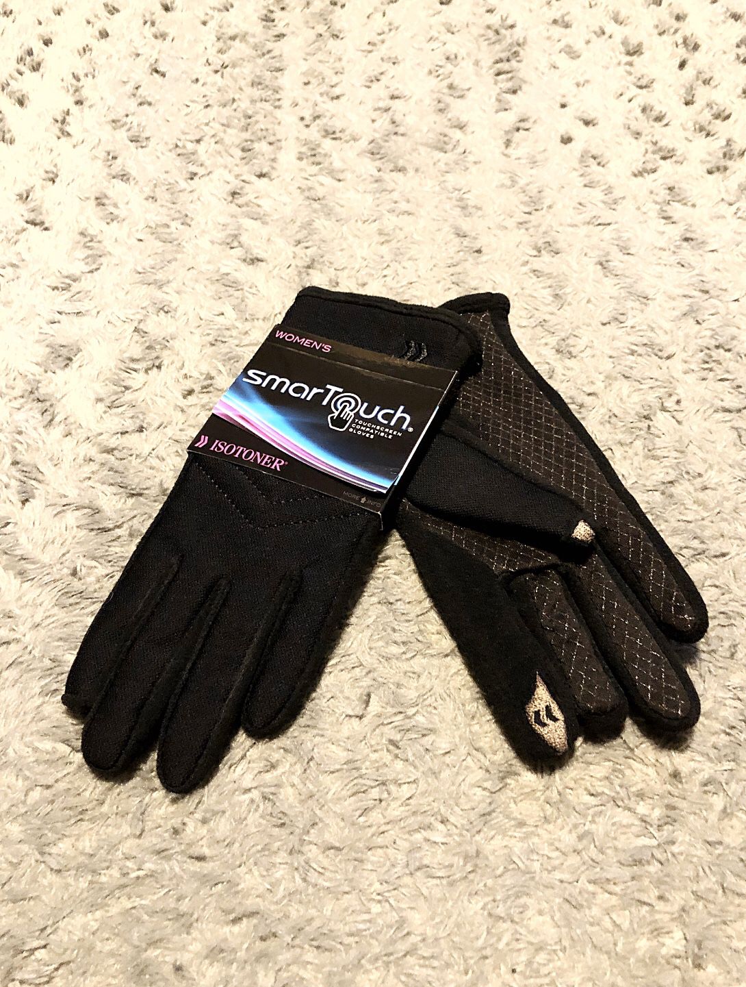 New! Women's Isotoner Smartouch gloves paid $45 size M/L Brand new never worn! Black Smartouch gloves