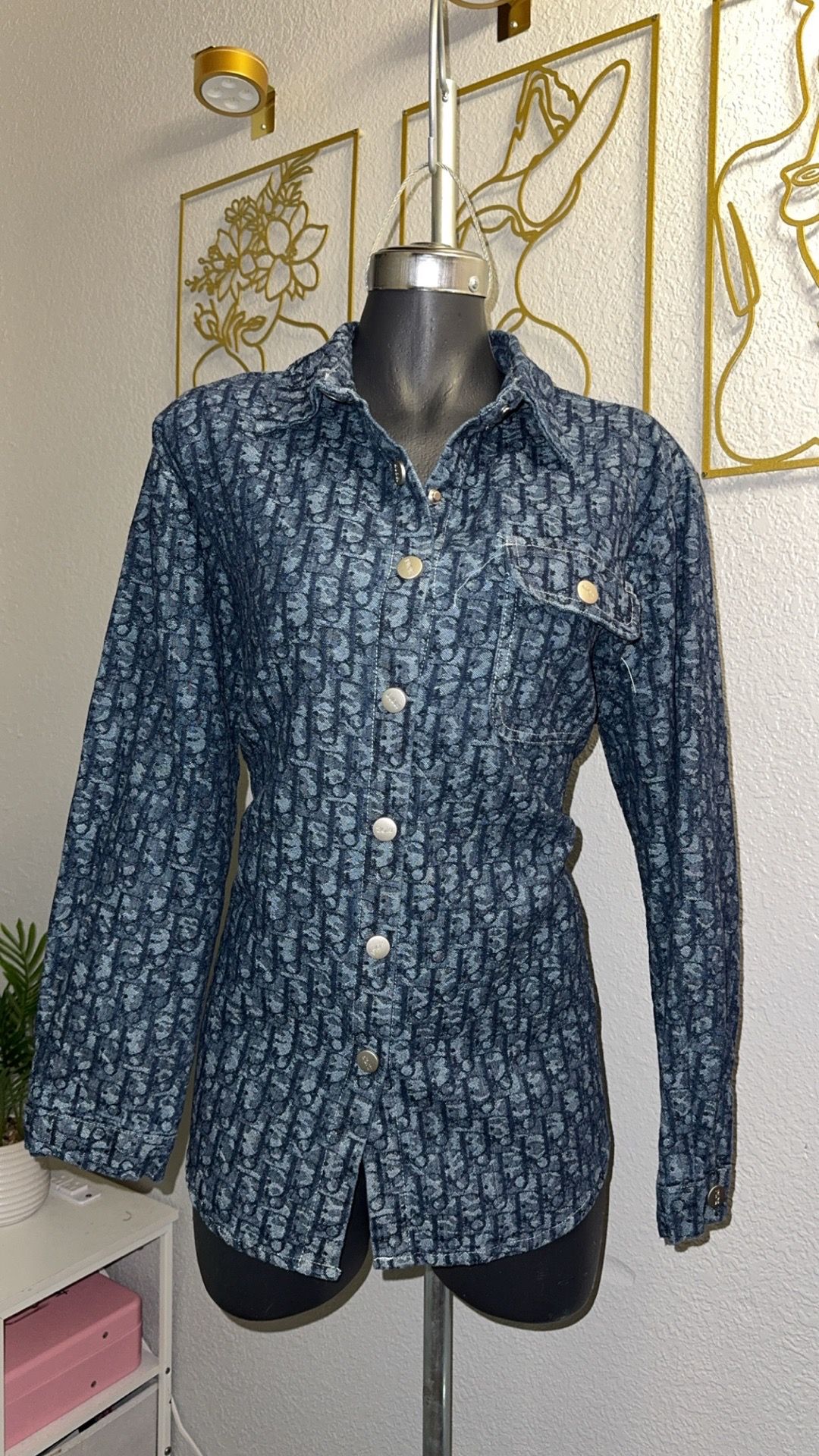Replica christian Dior Vintage Denim Shirt Featuring The Blue Oblique Monogram Pattern