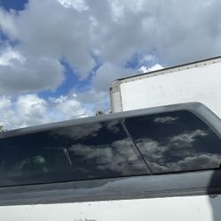 leer camper 6 1/5 x 5 1/2 feet 