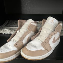 Jordan 1 Men’s 9.5
