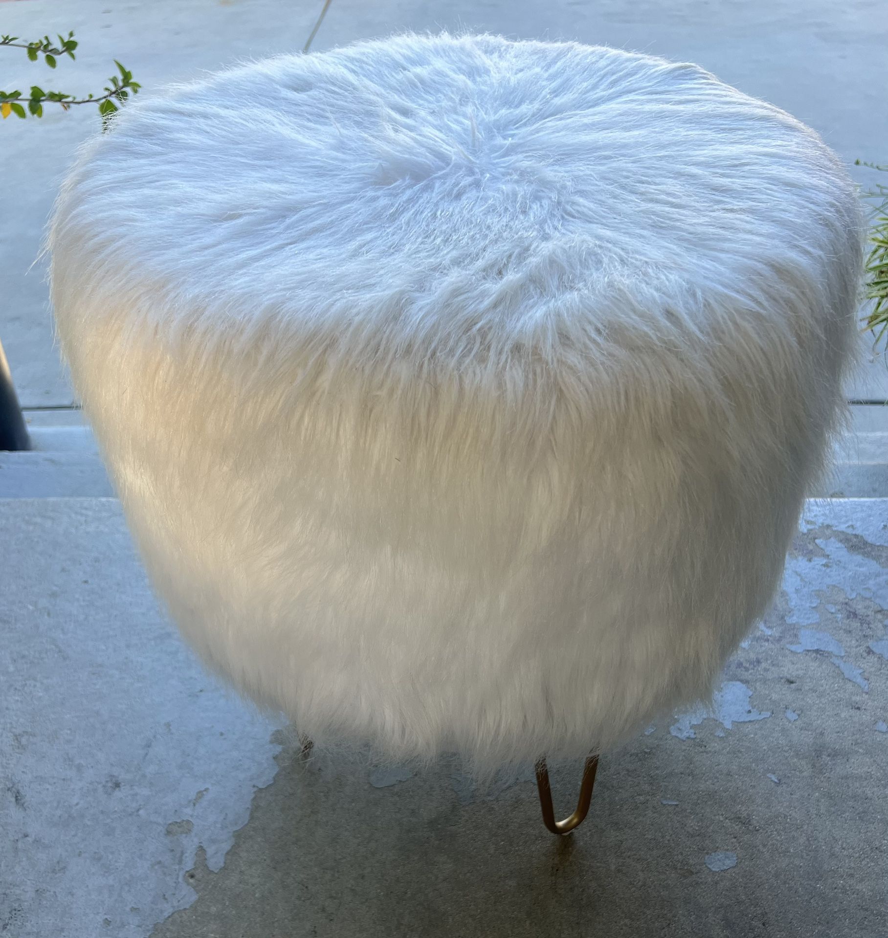 White Ottoman