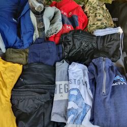 Bundle Of Clothes For Man Size Large And /Xlarge 26 Pieces $45 