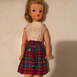 VINTAGE BARBIE DOLL
