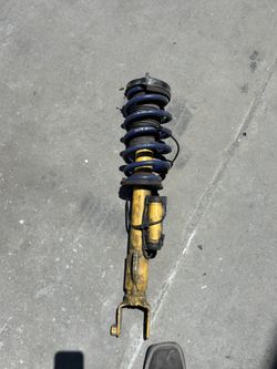 Front Right Strut