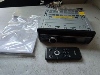 Clarion cd car radio with remote