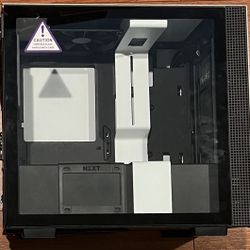 NZXT H210i | Mini-ITX | PC Gaming Case