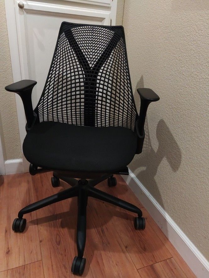Herman Miller Sayl Fully Loaded Ergonomic Office Chair Like New Delivery Possible
