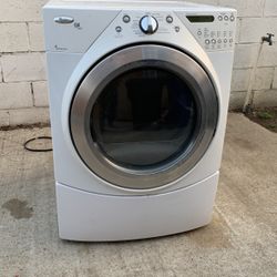 Gas Dryer For Sale/Se Vende Está Secadora De Gas